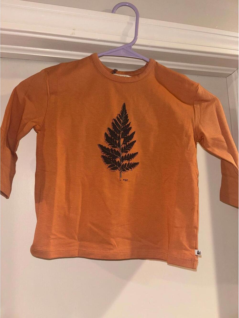 The Sunday Collective 10 Years Long Sleeve Graphic Tee – NWT